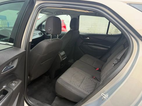 Used 2018 Chevrolet Equinox LT AWD/4WD image 28
