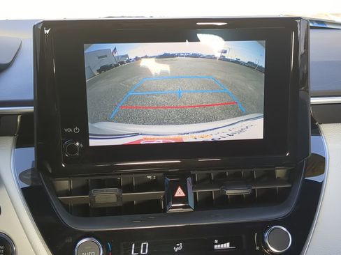 Used 2023 Toyota Corolla SE image 26