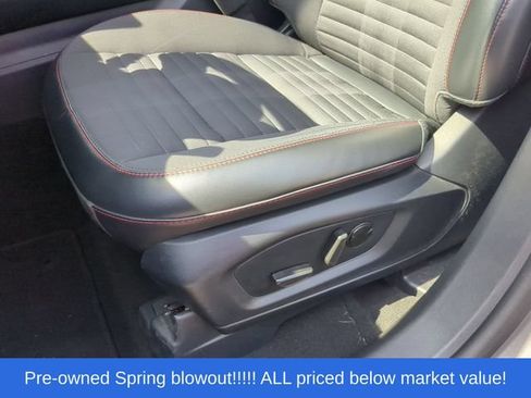 Used 2025 Ford Explorer ST-Line w/ ST-Line Street Pack AWD/4WD image 23