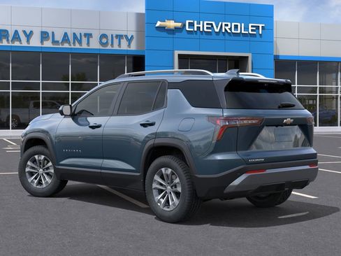 New 2026 Chevrolet Equinox LT FWD image 3
