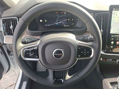 New 2026 Volvo XC90 B6 Plus w/ Protection Package Premier image 17
