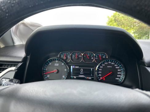 Used 2019 GMC Yukon SLE w/ HD Trailering Package AWD/4WD image 5