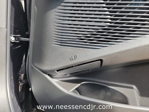 New 2025 Dodge Charger Daytona R/T w/ Plus Group image 21