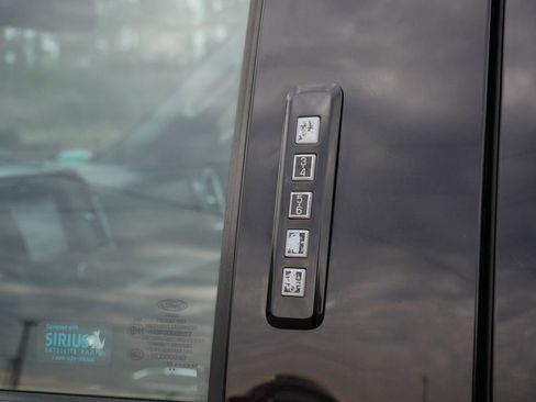 Used 2016 Ford F150 XLT w/ Equipment Group 302A Luxury AWD/4WD image 13