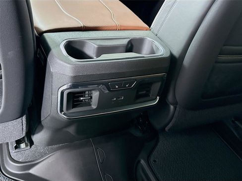 New 2026 GMC Sierra 3500 Denali Ultimate AWD/4WD image 20