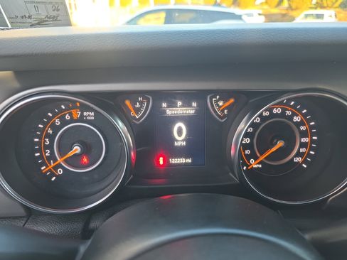 Used 2020 Jeep Wrangler Unlimited Sport S image 21