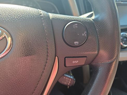 Used 2015 Toyota RAV4 LE AWD/4WD image 13