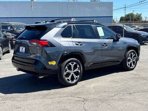 Used 2022 Toyota RAV4 Prime XSE AWD/4WD image 4