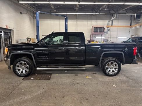 Used 2014 GMC Sierra 1500 SLE w/ SLE Value Package image 3