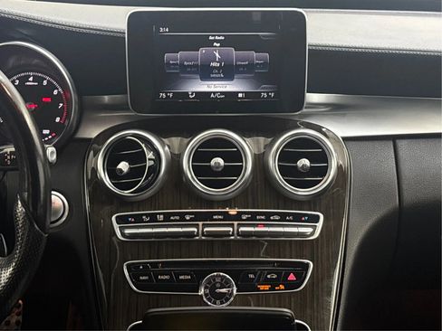Used 2017 Mercedes-Benz C 300 4MATIC Sedan image 19