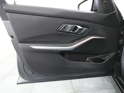 Used 2020 BMW 330i xDrive Sedan w/ Premium Package image 23