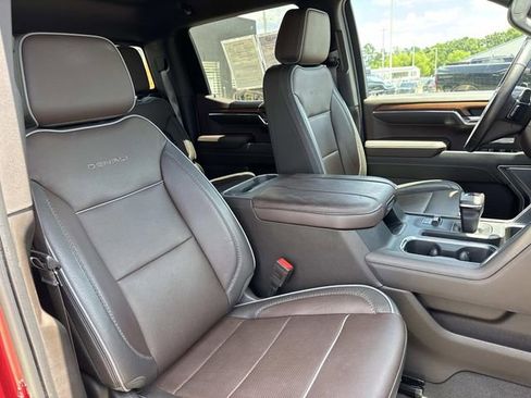 Used 2023 GMC Sierra 1500 Denali w/ Technology Package AWD/4WD image 15