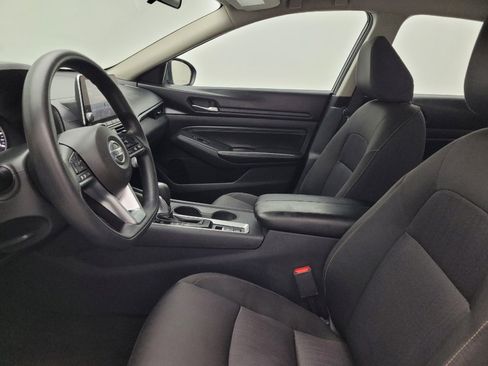 Used 2020 Nissan Altima 2.5 S AWD/4WD image 17
