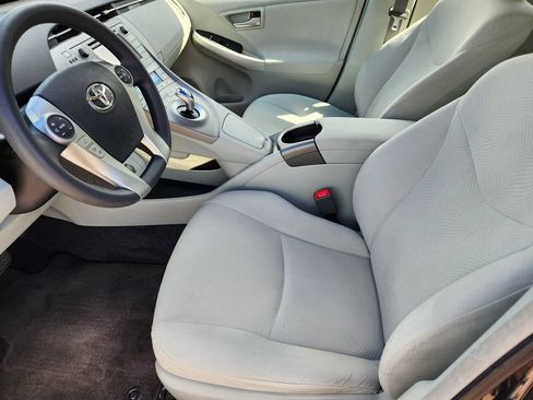 Used 2012 Toyota Prius Three w/ Solar Roof Pkg FWD image 13