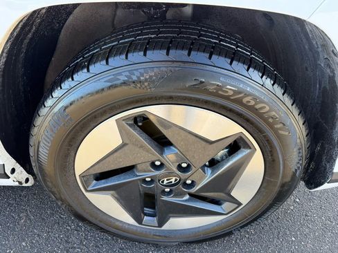 Used 2024 Hyundai Kona SEL image 10