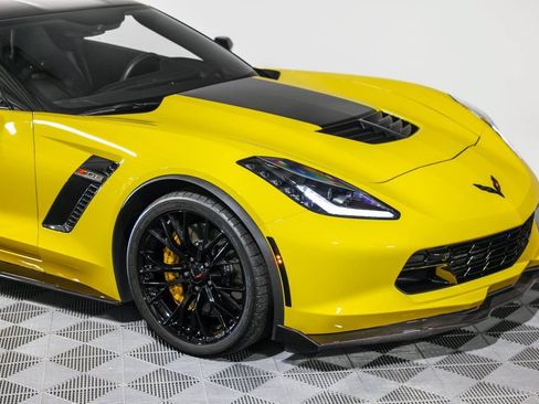 Used 2017 Chevrolet Corvette Z06 RWD image 6