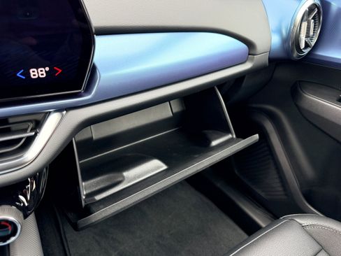 New 2026 Chevrolet Equinox EV LT image 19