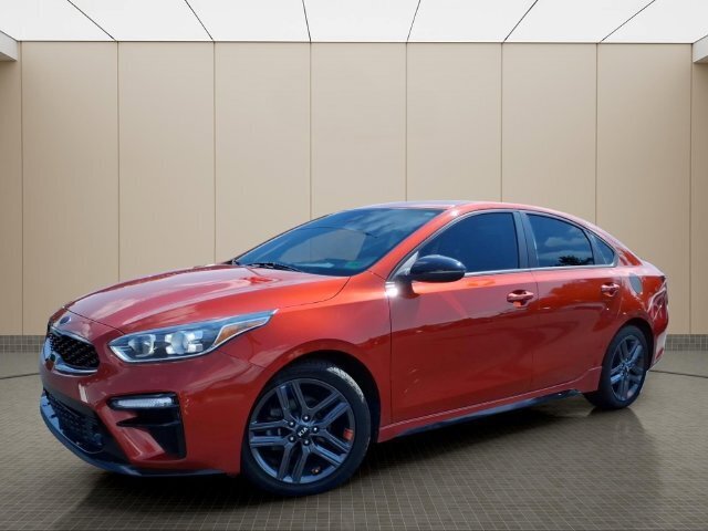 Used 2021 Kia Forte GT-Line w/ GT-Line Premium Package FWD image 2