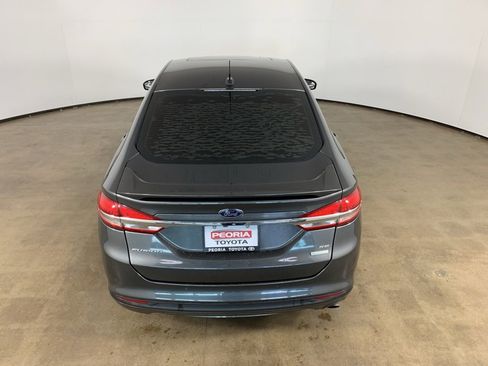 Used 2018 Ford Fusion SE w/ Equipment Group 201A image 11