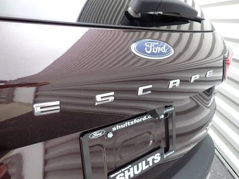 Certified 2023 Ford Escape Active w/ Tech Pack #2 AWD/4WD image 5