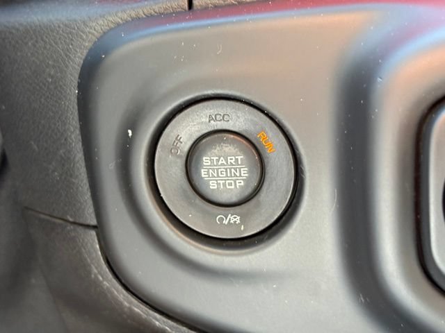 Used 2018 Jeep Wrangler Unlimited Rubicon AWD/4WD image 16