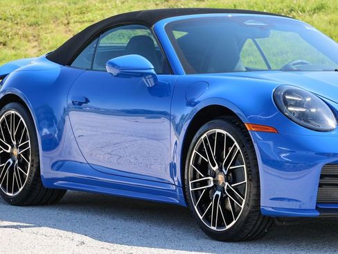 New 2026 Porsche 911 Carrera RWD image 10