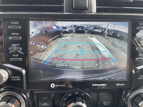 Used 2024 Toyota 4Runner TRD Off-Road Premium image 40