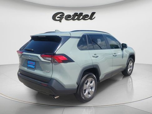 Used 2023 Toyota RAV4 XLE w/ Convenience Package FWD image 5