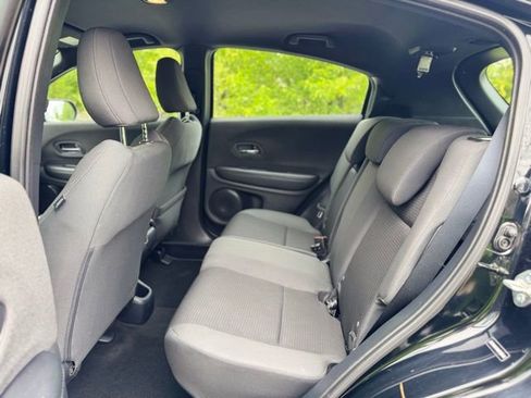 Used 2019 Honda HR-V Sport image 14