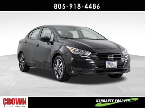 Used 2023 Nissan Versa SV image 1