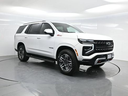 Used 2026 Chevrolet Tahoe Z71 w/ Comfort Package AWD/4WD image 39