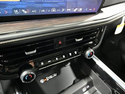 New 2026 Chevrolet Tahoe Premier image 18