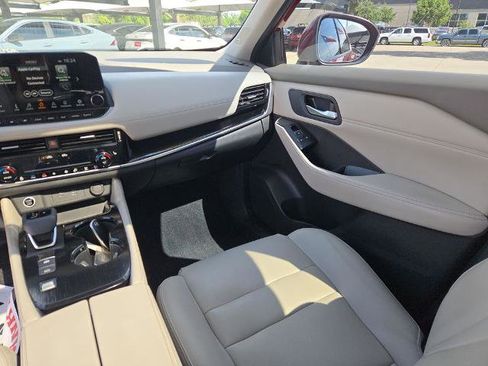 Certified 2023 Nissan Rogue SL w/ SL Premium Package FWD image 23