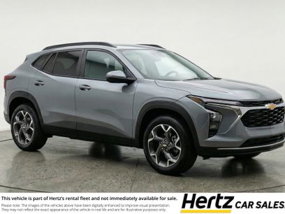 Used 2025 Chevrolet Trax LT
