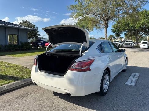 Used 2013 Nissan Altima 2.5 S FWD image 18