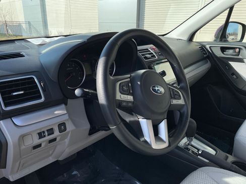 Used 2018 Subaru Forester 2.5i Premium w/ All-Weather Package image 25