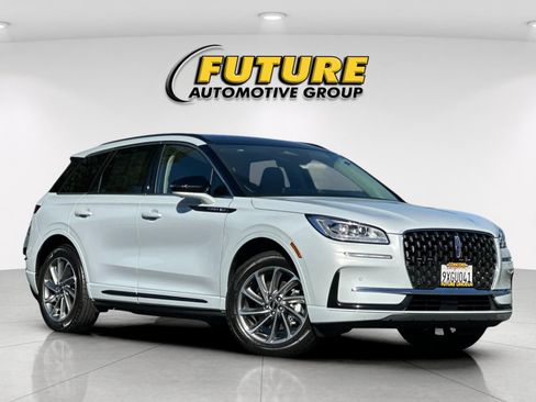 New 2026 Lincoln Corsair Grand Touring AWD/4WD image 1