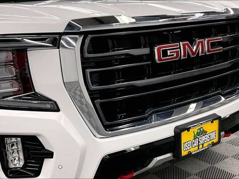 Used 2024 GMC Yukon XL AT4 AWD/4WD image 34