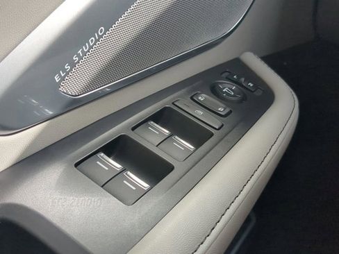 Used 2024 Acura RDX w/ Technology Package image 17