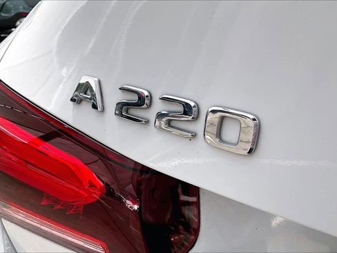 Used 2022 Mercedes-Benz A 220 image 31