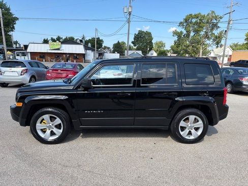 Used 2014 Jeep Patriot Sport w/ Power Value Group FWD image 5