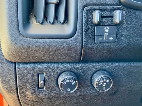 Used 2020 Chevrolet Colorado ZR2 image 47