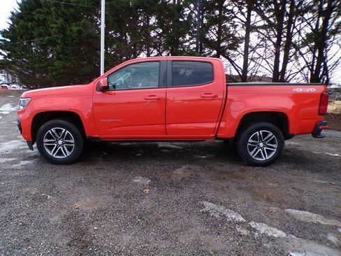 Used 2021 Chevrolet Colorado W/T w/ Custom Special Edition image 2