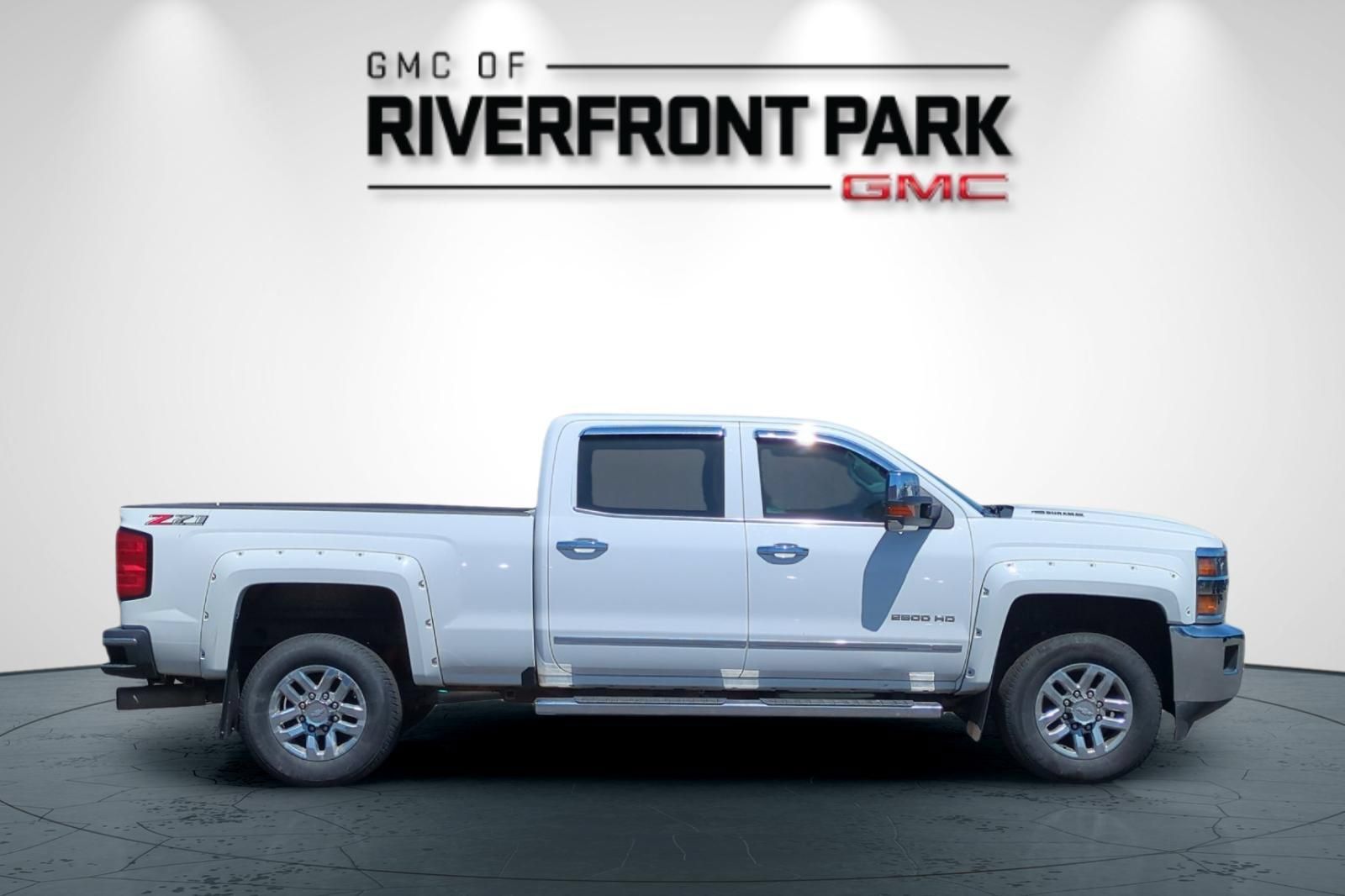 Used 2018 Chevrolet Silverado 2500 LTZ w/ Duramax Plus Package AWD/4WD image 2