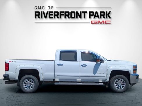 Used 2018 Chevrolet Silverado 2500 LTZ w/ Duramax Plus Package AWD/4WD image 2