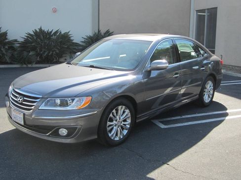 Used 2011 Hyundai Azera Limited FWD image 8