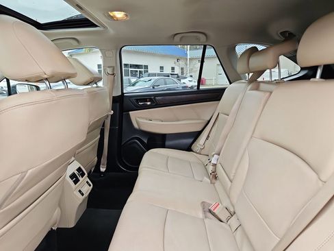 Used 2018 Subaru Outback 2.5i Limited image 28