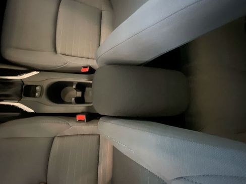 Used 2025 Toyota Corolla Cross AWD Hybrid image 21