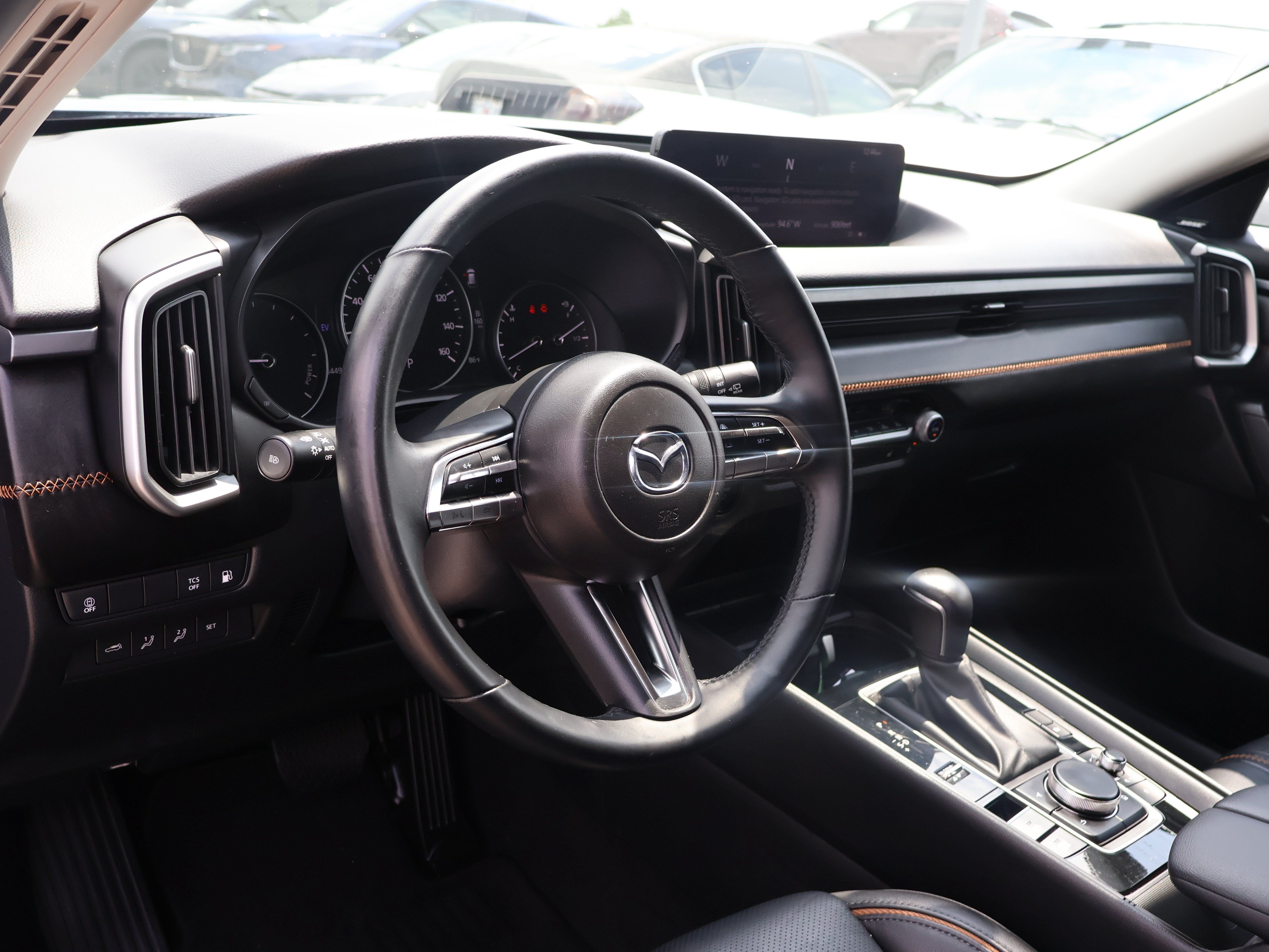 Used 2025 MAZDA CX-50 AWD 2.5 Hybrid w/ Premium Pkg image 24