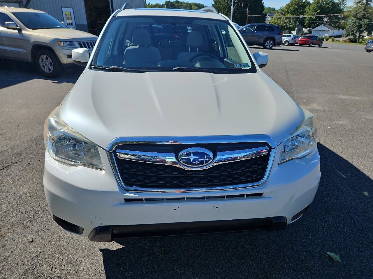 Used 2014 Subaru Forester 2.5i Premium w/ All-Weather Package AWD/4WD image 8